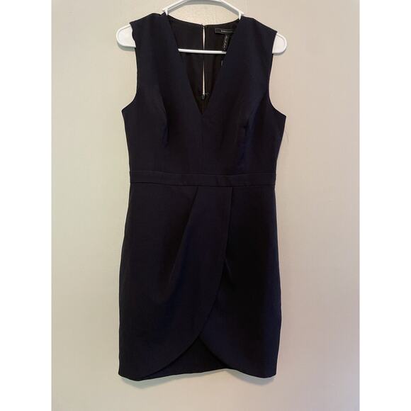 NWT $268 BCBGMAXAZRIA Size 8 Black Tulip Dress Deep V Neck Sleeveless - Picture 1 of 6